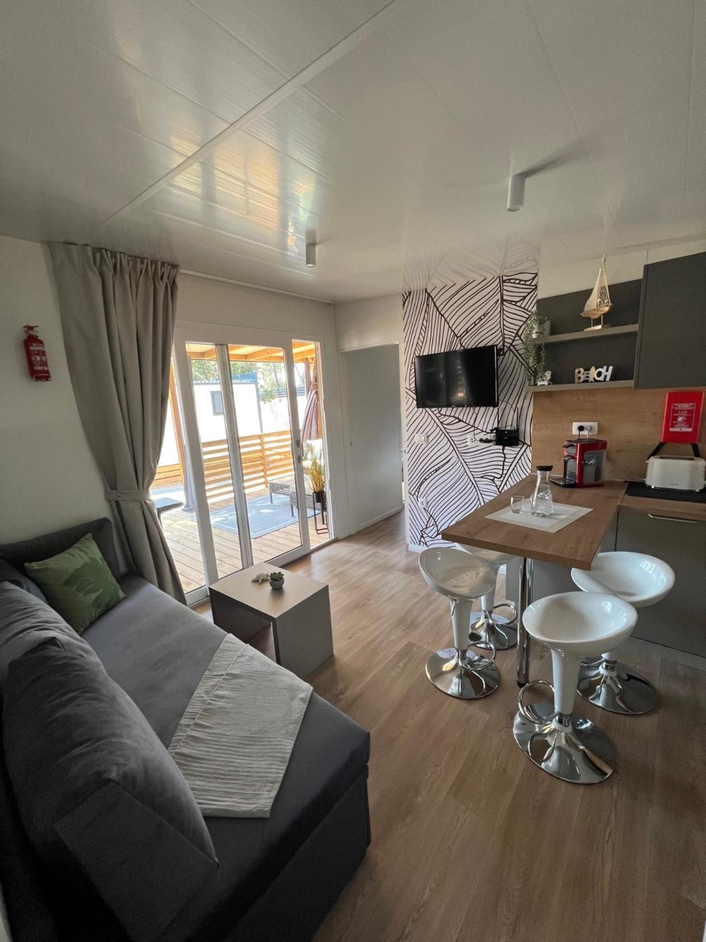 Mobile Home La Vida 비오그라드나모루 외부 사진