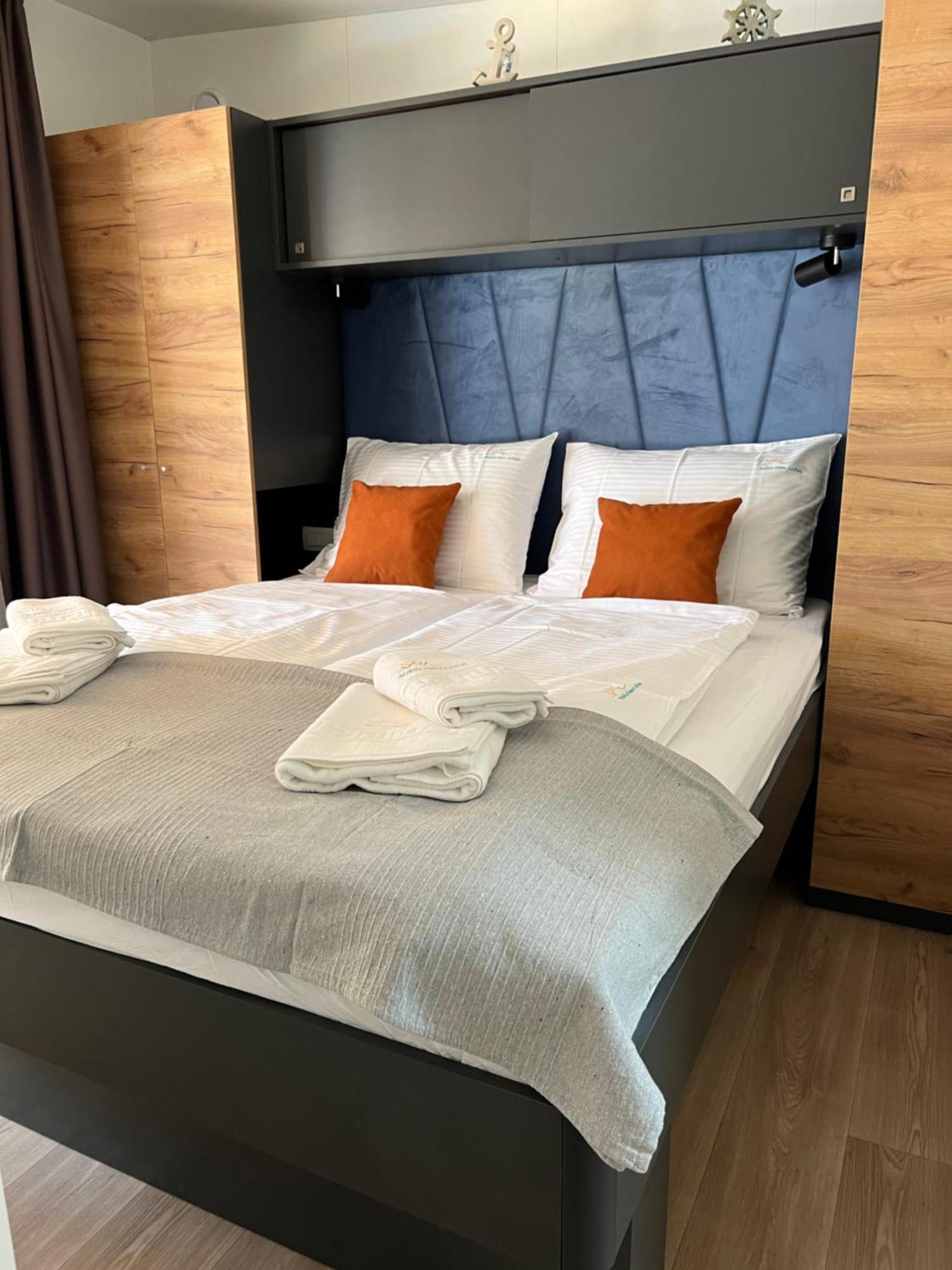 Mobile Home La Vida 비오그라드나모루 외부 사진