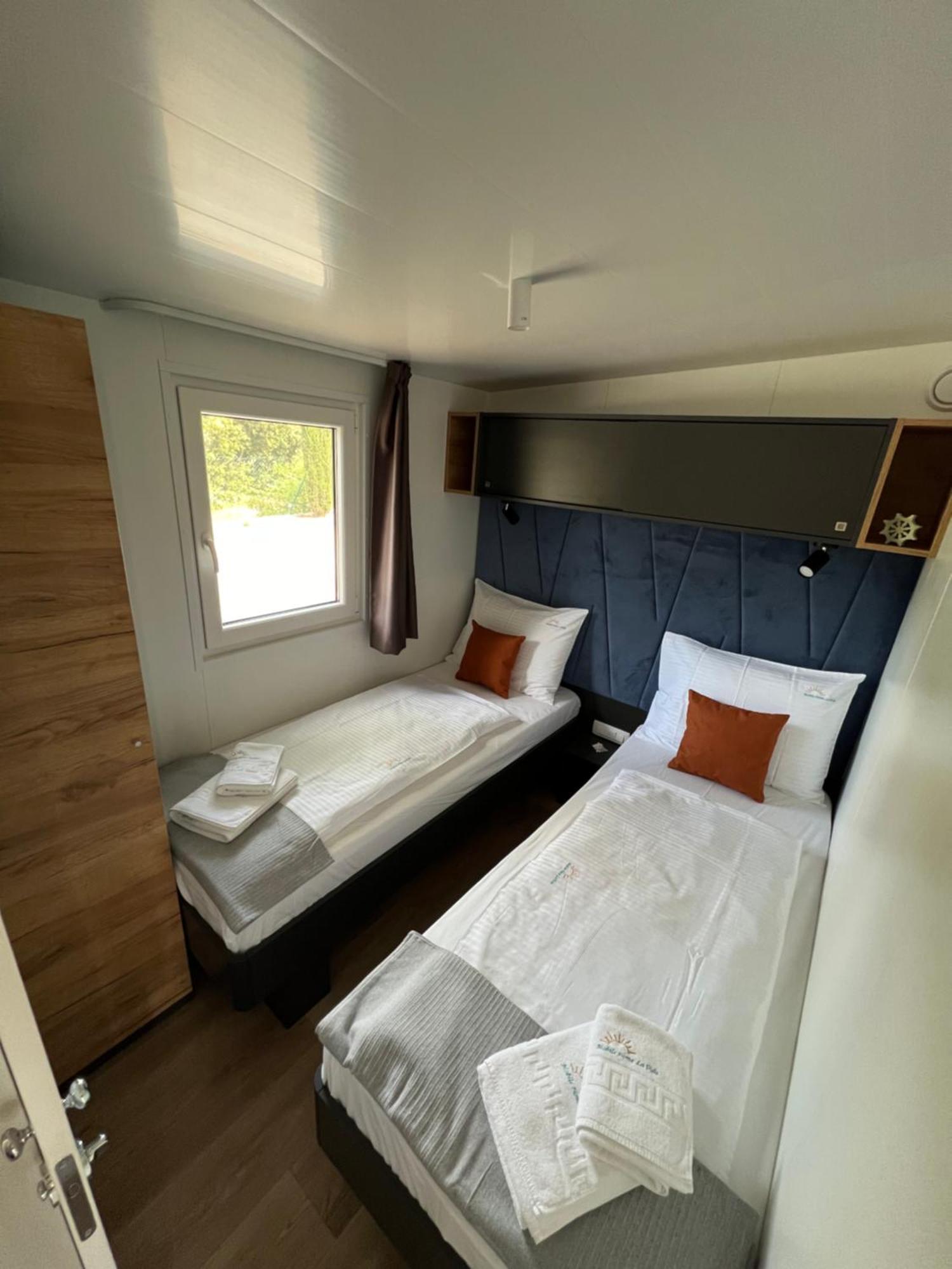 Mobile Home La Vida 비오그라드나모루 외부 사진